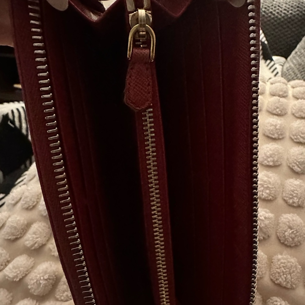 Prada Red Wallet in Saffiano Leather ❤️ - Picture 6 of 11